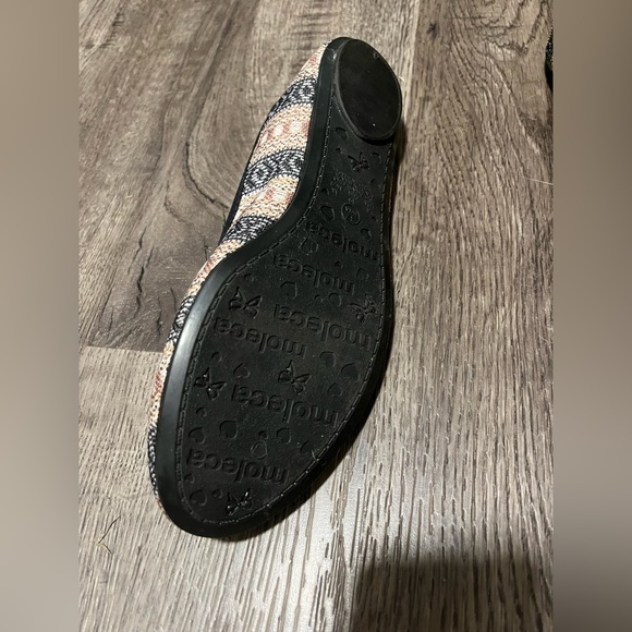 Colourful ballet flats. Size 8. - Picture 3 of 3